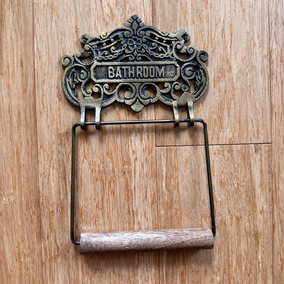 French Victorian Style Brass Finish Toilet Paper Holder - Picture 1 of 3